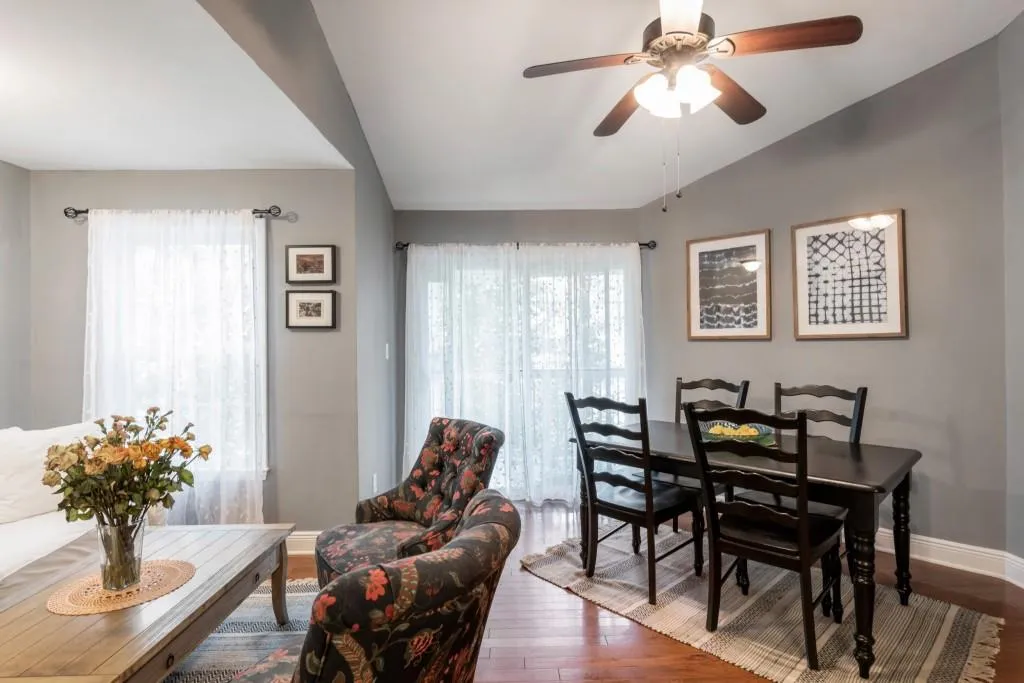 2302 Santa Fe Parkway, Sandy Springs, Georgia 30350, 1 Bedroom Bedrooms, ,1 BathroomBathrooms,Residential,Sold,2302 Santa Fe Parkway,6567268