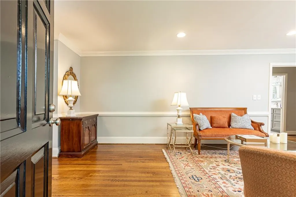 2197 Fairway Circle Ne, Brookhaven, Georgia 30319, 3 Bedrooms Bedrooms, ,2 BathroomsBathrooms,Residential,For Sale,2197 Fairway Circle Ne,7586819