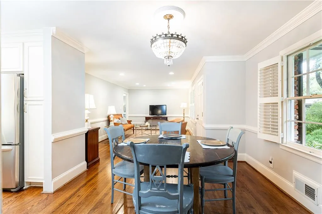 2197 Fairway Circle Ne, Brookhaven, Georgia 30319, 3 Bedrooms Bedrooms, ,2 BathroomsBathrooms,Residential,For Sale,2197 Fairway Circle Ne,7586819