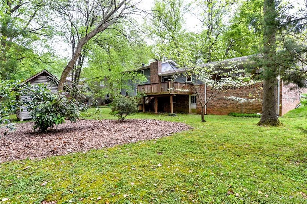 5740 Kayron Drive, Sandy Springs, Georgia 30328, 4 Bedrooms Bedrooms, ,2 BathroomsBathrooms,Residential,Sold,5740 Kayron Drive,5998238