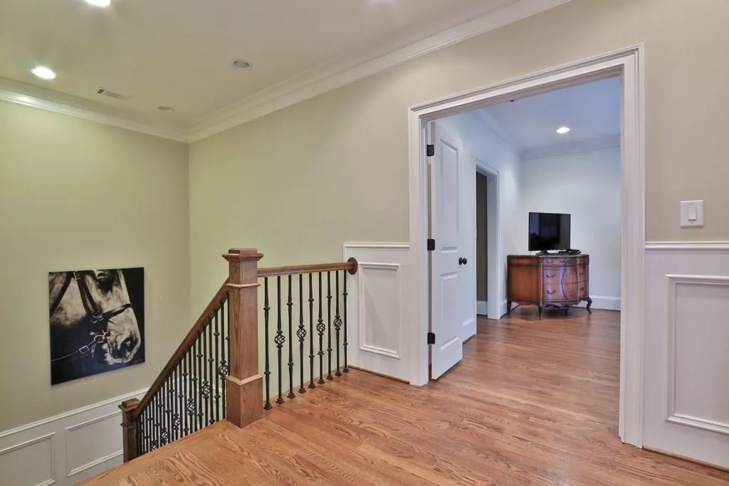 400 Mabry Place, Atlanta, Georgia 30319, 5 Bedrooms Bedrooms, ,5 BathroomsBathrooms,Residential,Sold,400 Mabry Place,5970363