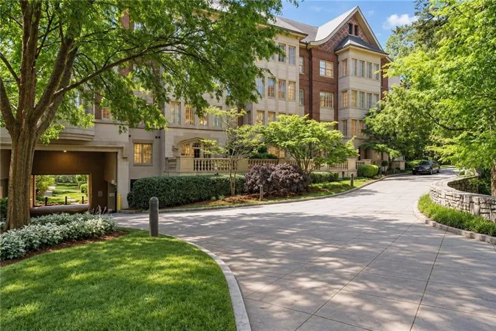 1717 N Decatur Road Ne Unit G20, Atlanta, Georgia 30307