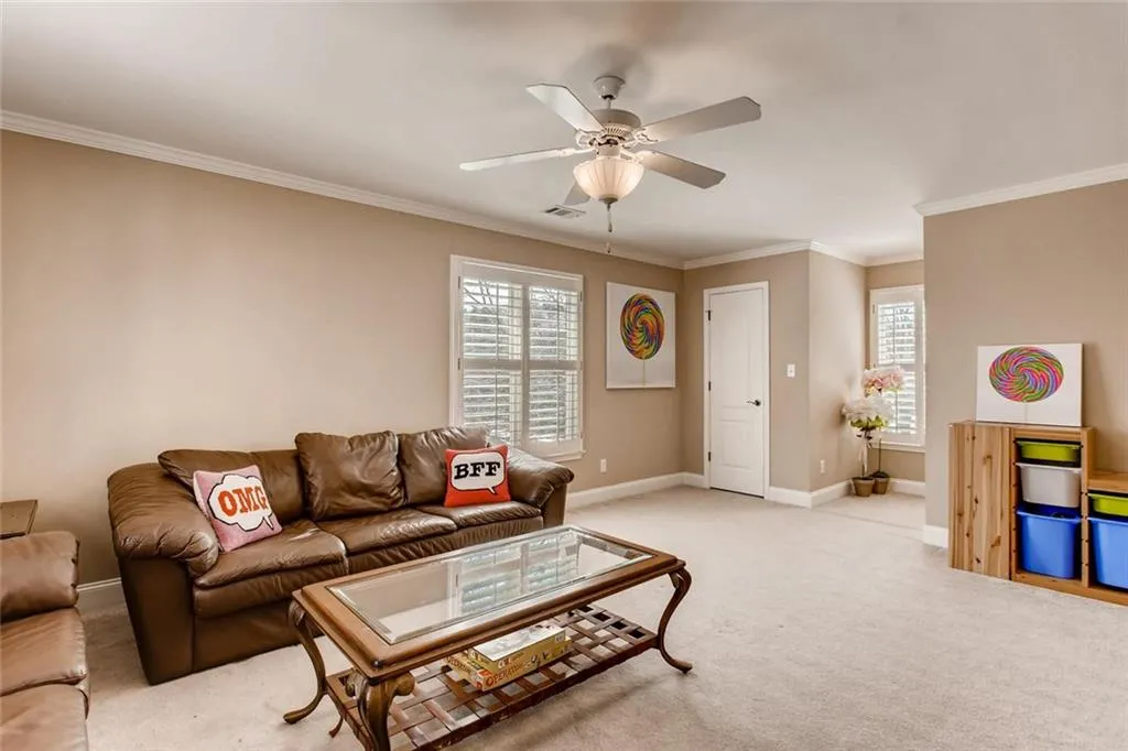 7858 Stratford Lane, Sandy Springs, Georgia 30350, 5 Bedrooms Bedrooms, ,4 BathroomsBathrooms,Residential,Sold,7858 Stratford Lane,6515047