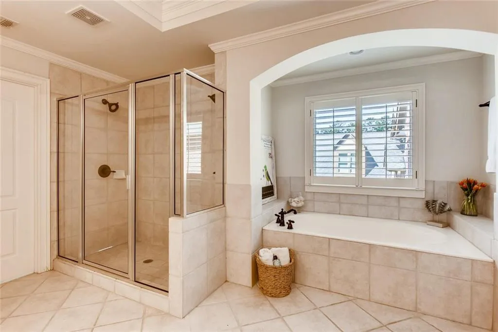 7858 Stratford Lane, Sandy Springs, Georgia 30350, 5 Bedrooms Bedrooms, ,4 BathroomsBathrooms,Residential,Sold,7858 Stratford Lane,6515047