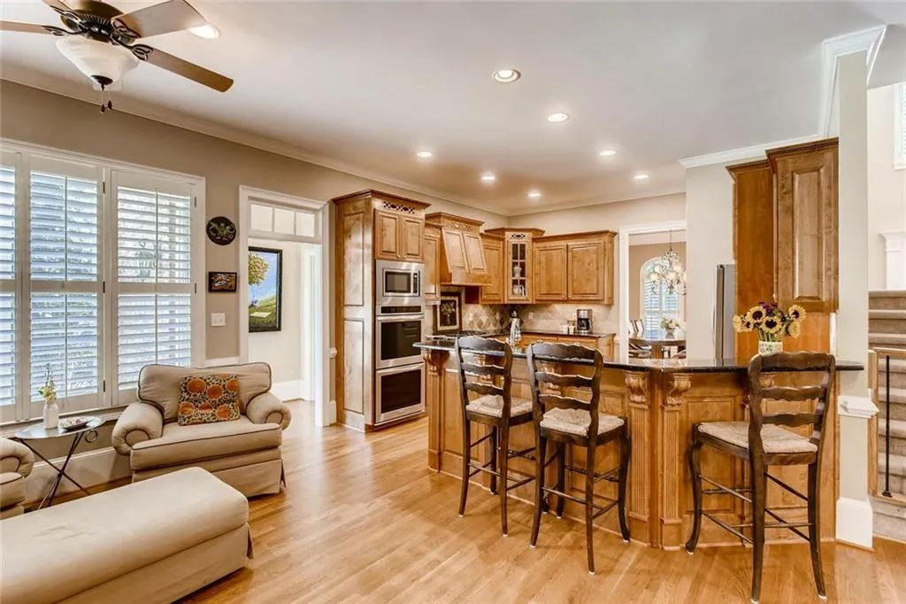 7858 Stratford Lane, Sandy Springs, Georgia 30350, 5 Bedrooms Bedrooms, ,4 BathroomsBathrooms,Residential,Sold,7858 Stratford Lane,6515047