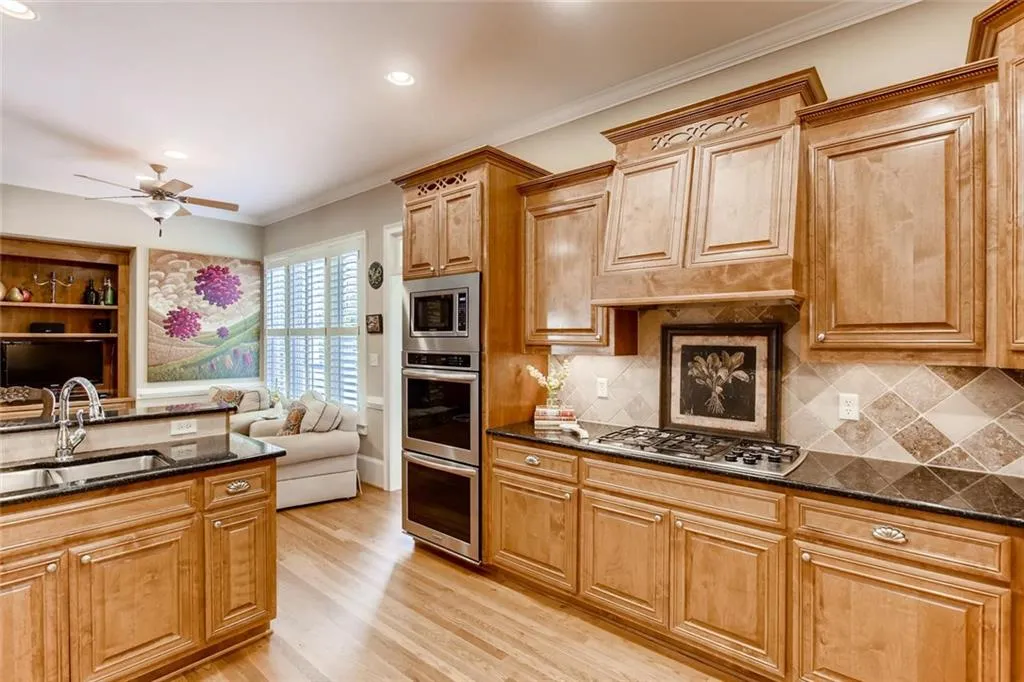 7858 Stratford Lane, Sandy Springs, Georgia 30350, 5 Bedrooms Bedrooms, ,4 BathroomsBathrooms,Residential,Sold,7858 Stratford Lane,6515047