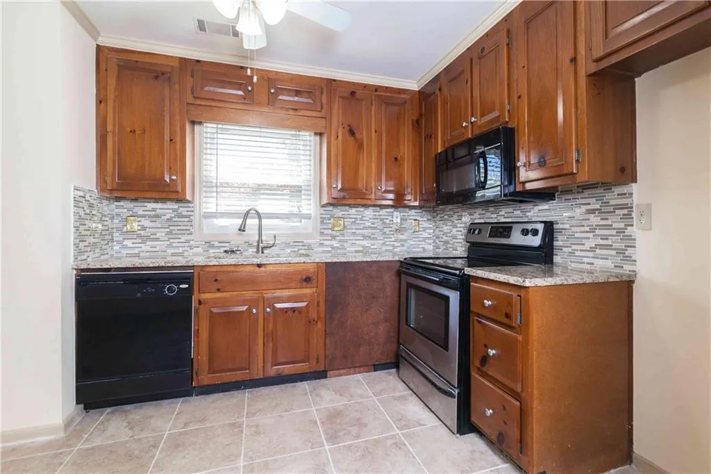 335 Towergate Place, Atlanta, Georgia 30350, 2 Bedrooms Bedrooms, ,2 BathroomsBathrooms,Residential,Sold,335 Towergate Place,5698283