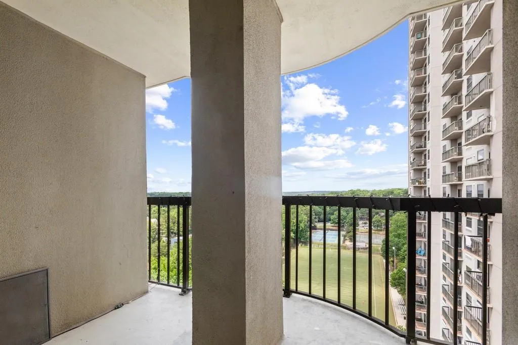 795 Hammond Drive Unit 1710, Sandy Springs, Georgia 30328, 1 Bedroom Bedrooms, ,1 BathroomBathrooms,Residential,Sold,795 Hammond Drive Unit 1710,6736437