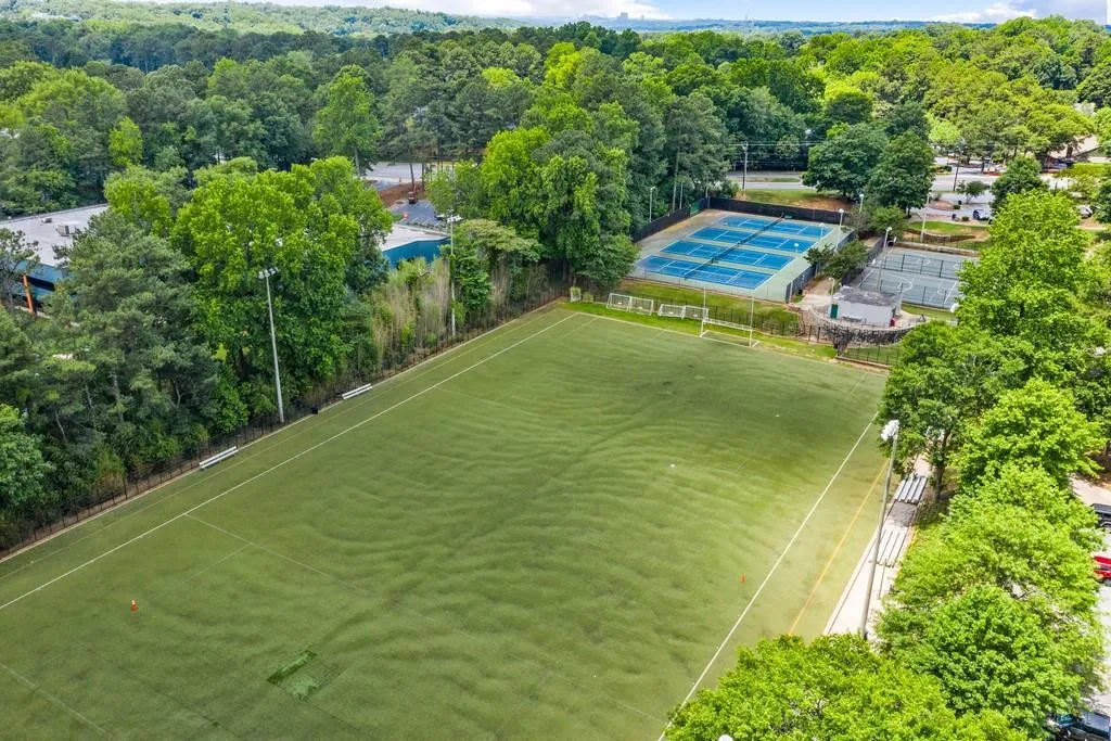 795 Hammond Drive Unit 1710, Sandy Springs, Georgia 30328, 1 Bedroom Bedrooms, ,1 BathroomBathrooms,Residential,Sold,795 Hammond Drive Unit 1710,6736437