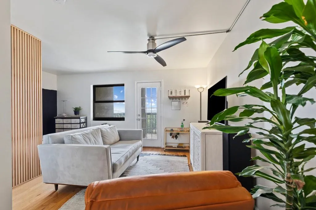 795 Hammond Drive Unit 1710, Sandy Springs, Georgia 30328, 1 Bedroom Bedrooms, ,1 BathroomBathrooms,Residential,Sold,795 Hammond Drive Unit 1710,6736437