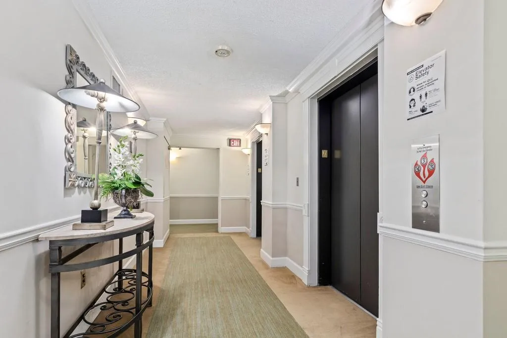 795 Hammond Drive Unit 1710, Sandy Springs, Georgia 30328, 1 Bedroom Bedrooms, ,1 BathroomBathrooms,Residential,Sold,795 Hammond Drive Unit 1710,6736437