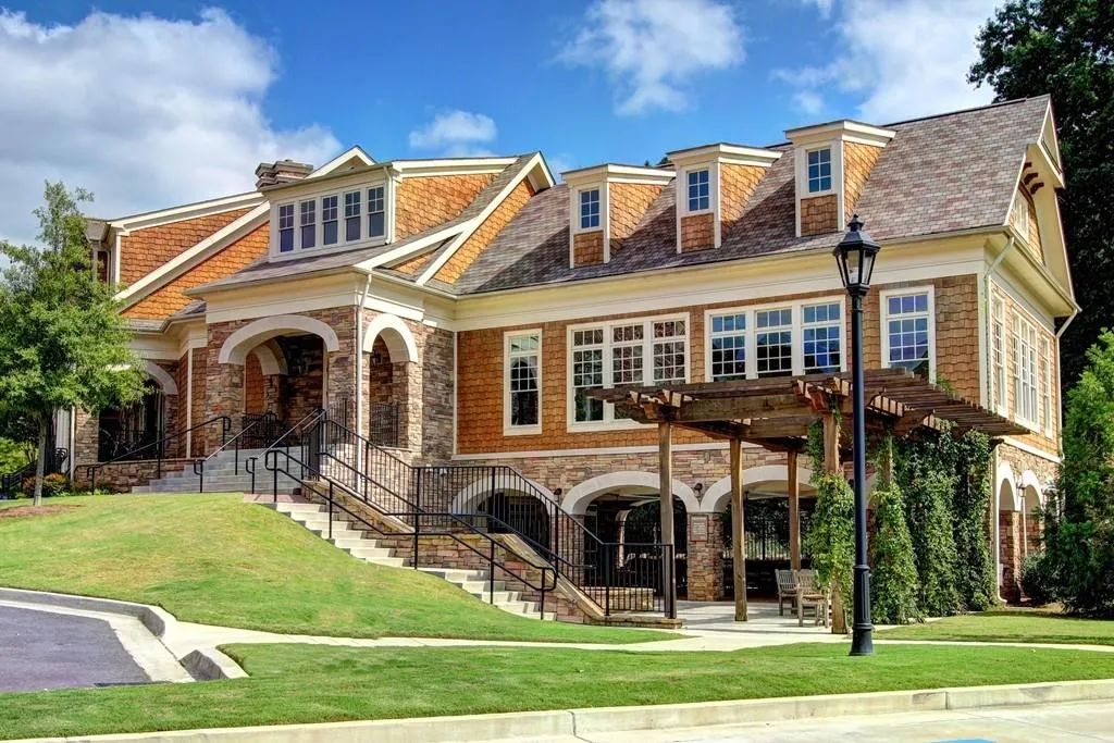 200 River Vista Drive Unit 733, Atlanta, Georgia 30339, 2 Bedrooms Bedrooms, ,2 BathroomsBathrooms,Residential,Sold,200 River Vista Drive Unit 733,6733064