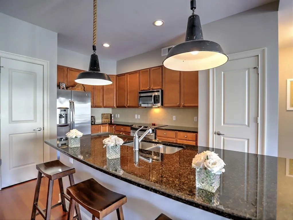200 River Vista Drive Unit 733, Atlanta, Georgia 30339, 2 Bedrooms Bedrooms, ,2 BathroomsBathrooms,Residential,Sold,200 River Vista Drive Unit 733,6733064