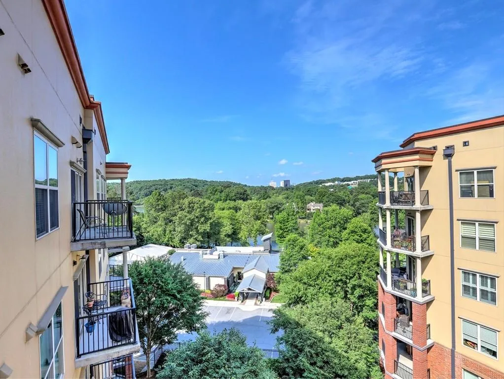 200 River Vista Drive Unit 733, Atlanta, Georgia 30339, 2 Bedrooms Bedrooms, ,2 BathroomsBathrooms,Residential,Sold,200 River Vista Drive Unit 733,6733064