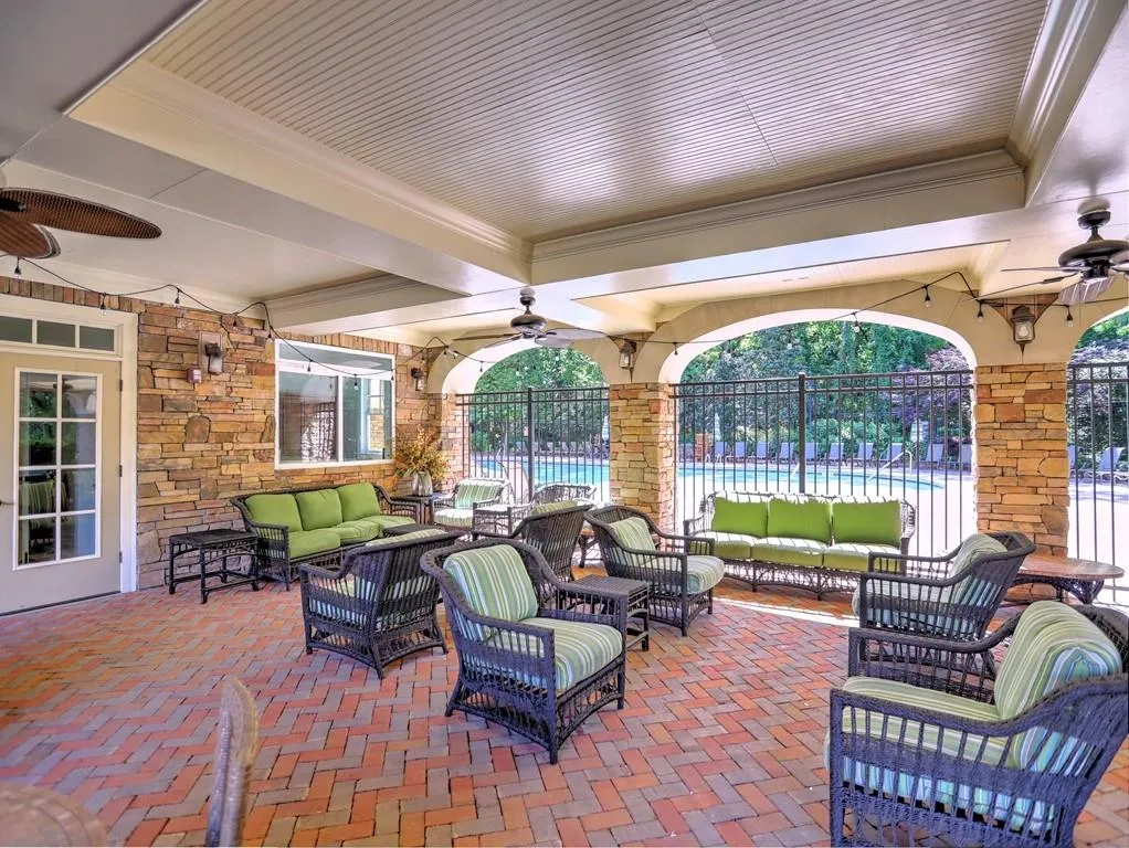 200 River Vista Drive Unit 733, Atlanta, Georgia 30339, 2 Bedrooms Bedrooms, ,2 BathroomsBathrooms,Residential,Sold,200 River Vista Drive Unit 733,6733064