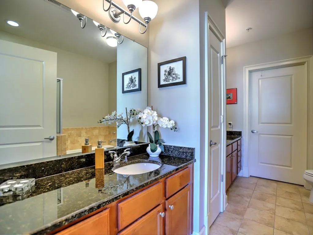 200 River Vista Drive Unit 733, Atlanta, Georgia 30339, 2 Bedrooms Bedrooms, ,2 BathroomsBathrooms,Residential,Sold,200 River Vista Drive Unit 733,6733064