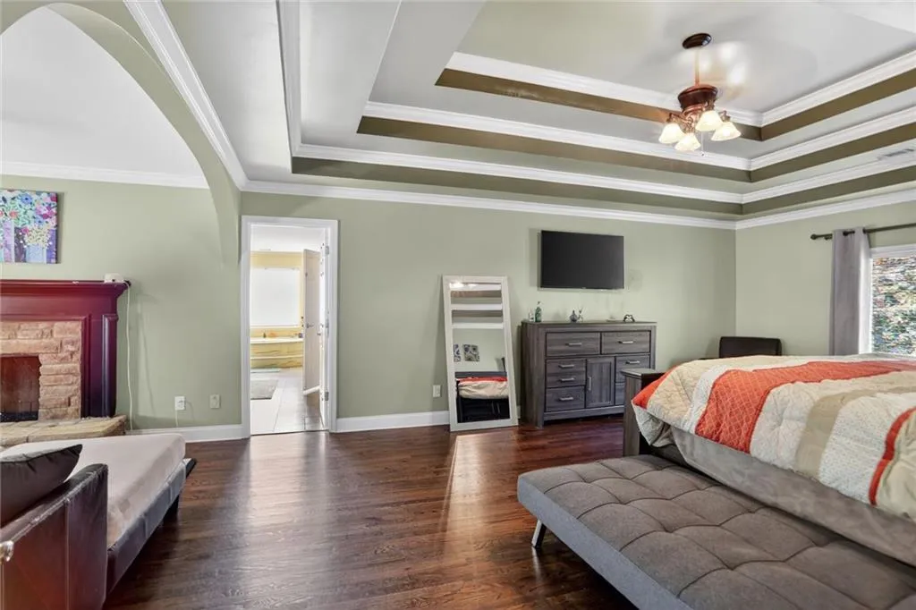 Trey Ceilings, hardwoods