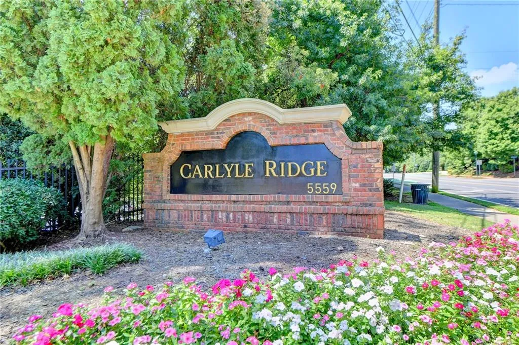 5559 Glenridge Drive Unit 1409, Atlanta, Georgia 30342, 2 Bedrooms Bedrooms, ,2 BathroomsBathrooms,Residential,Sold,5559 Glenridge Drive Unit 1409,7253916