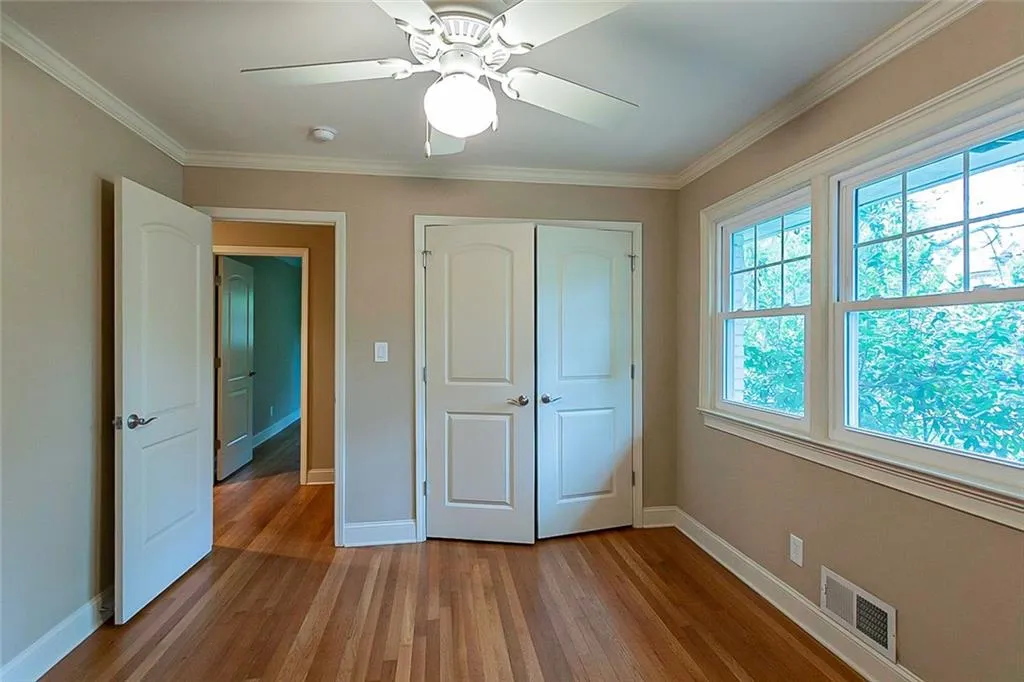 31 W Belle Isle Road, Atlanta, Georgia 30342, 3 Bedrooms Bedrooms, ,2 BathroomsBathrooms,Residential,Sold,31 W Belle Isle Road,7032157