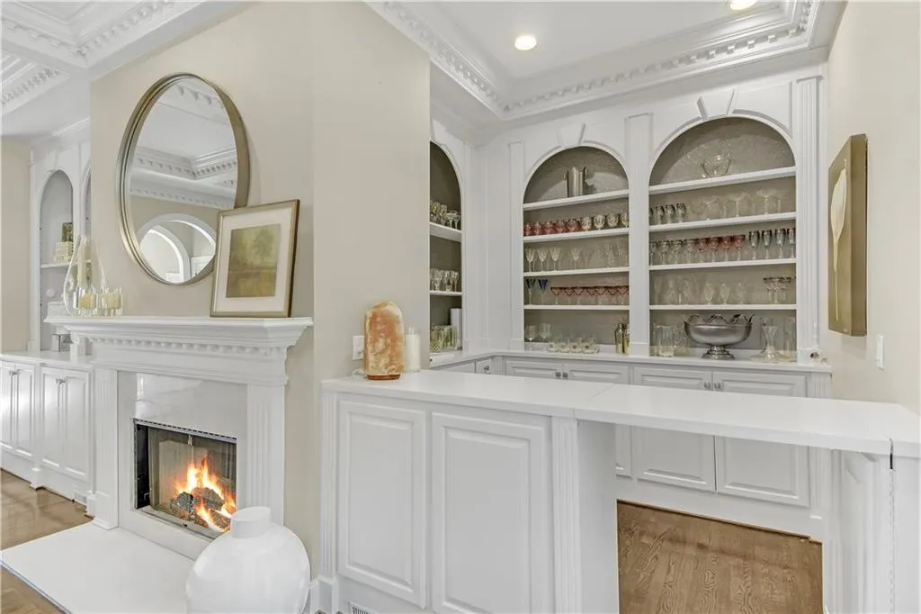Bar in Family Room