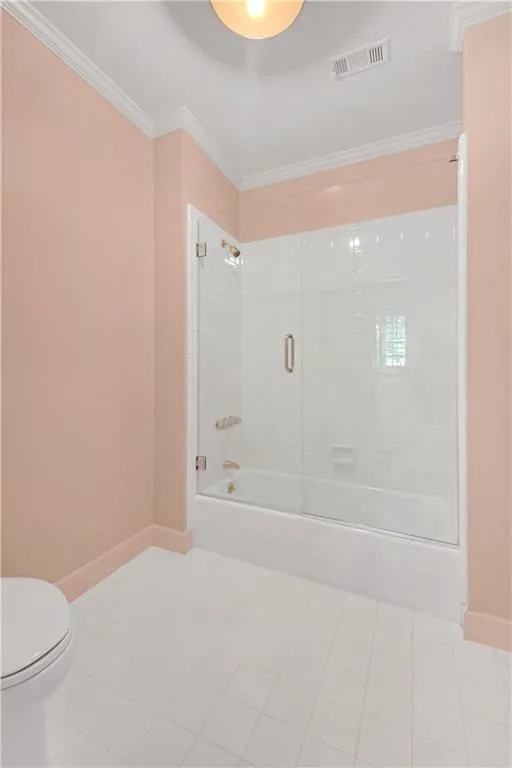Upstairs 2nd Primary Bathroom