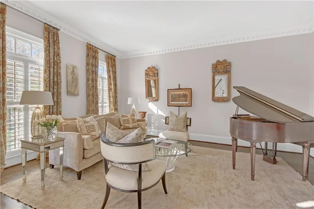 745 Riley Place, Atlanta, Georgia 30327, 6 Bedrooms Bedrooms, ,7 BathroomsBathrooms,Residential,Sold,745 Riley Place,7487641