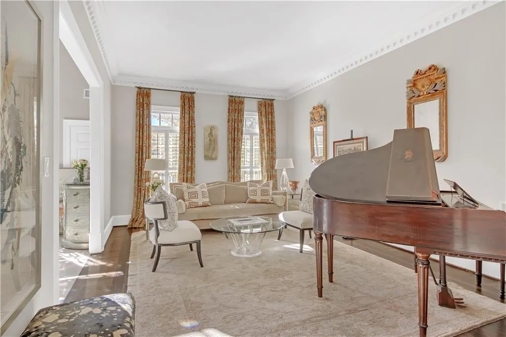 745 Riley Place, Atlanta, Georgia 30327, 6 Bedrooms Bedrooms, ,7 BathroomsBathrooms,Residential,Sold,745 Riley Place,7487641