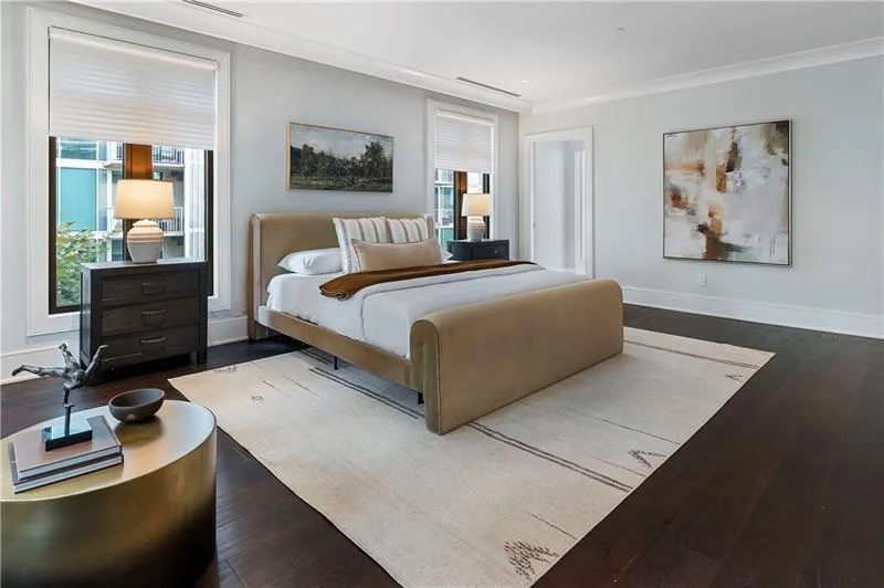 3376 Peachtree Road Unit 1, Atlanta, Georgia 30326, 3 Bedrooms Bedrooms, ,3 BathroomsBathrooms,Residential,For Sale,3376 Peachtree Road Unit 1,7585122