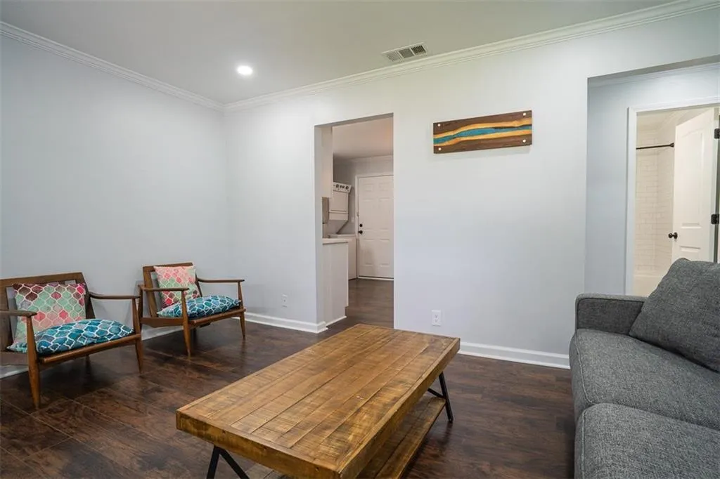 315 Hilderbrand Drive Unit C8, Sandy Springs, Georgia 30328, 2 Bedrooms Bedrooms, ,1 BathroomBathrooms,Residential,Sold,315 Hilderbrand Drive Unit C8,6753002