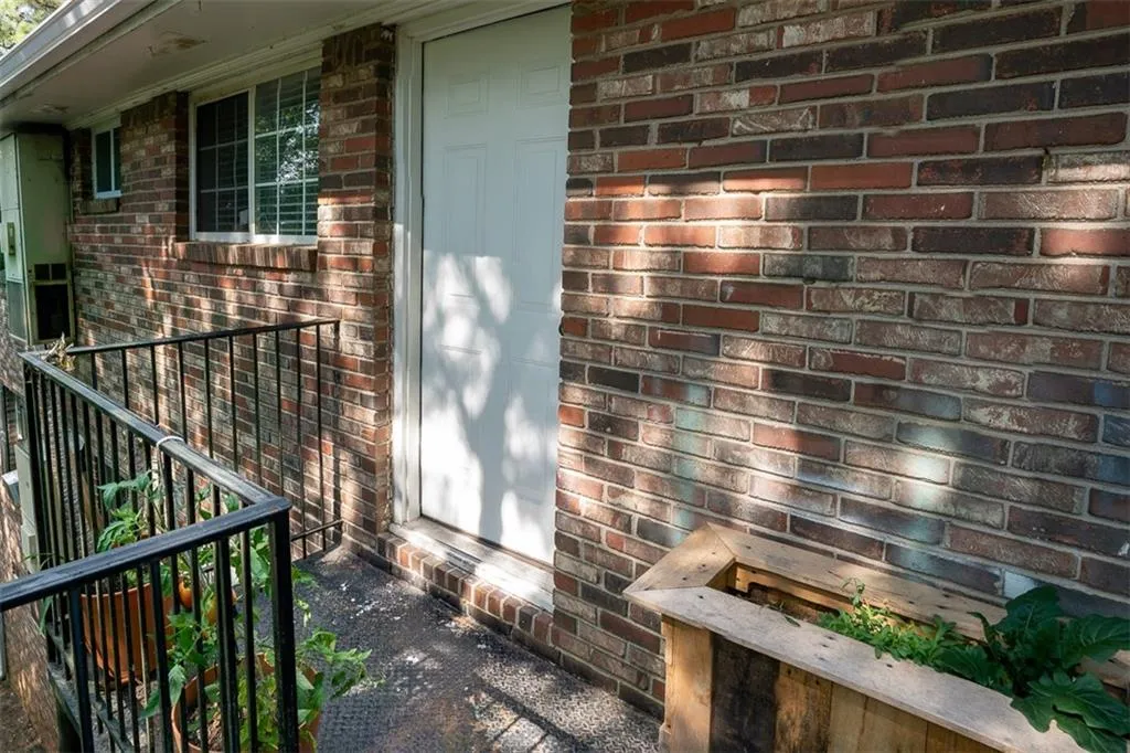 315 Hilderbrand Drive Unit C8, Sandy Springs, Georgia 30328, 2 Bedrooms Bedrooms, ,1 BathroomBathrooms,Residential,Sold,315 Hilderbrand Drive Unit C8,6753002