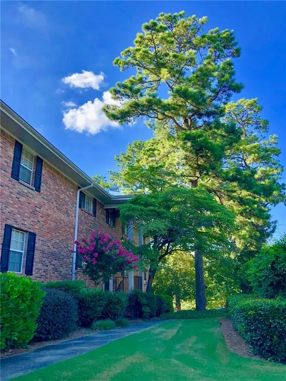 315 Hilderbrand Drive Unit C8, Sandy Springs, Georgia 30328, 2 Bedrooms Bedrooms, ,1 BathroomBathrooms,Residential,Sold,315 Hilderbrand Drive Unit C8,6753002