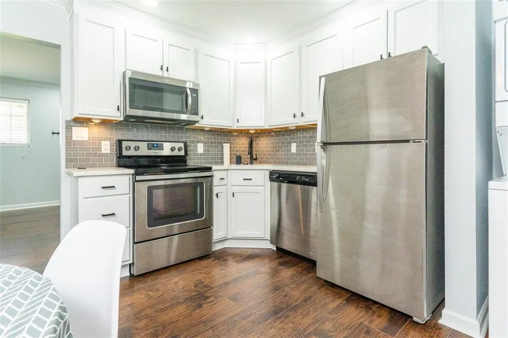 315 Hilderbrand Drive Unit C8, Sandy Springs, Georgia 30328, 2 Bedrooms Bedrooms, ,1 BathroomBathrooms,Residential,Sold,315 Hilderbrand Drive Unit C8,6753002