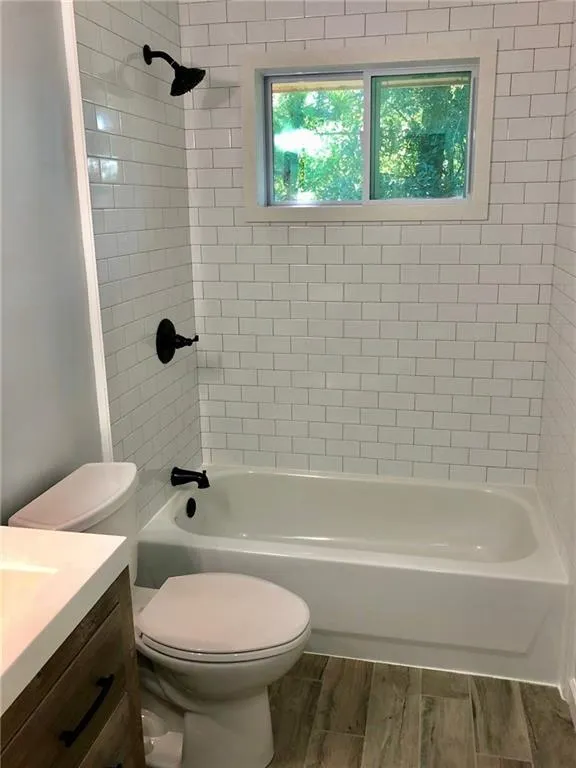 315 Hilderbrand Drive Unit C8, Sandy Springs, Georgia 30328, 2 Bedrooms Bedrooms, ,1 BathroomBathrooms,Residential,Sold,315 Hilderbrand Drive Unit C8,6753002