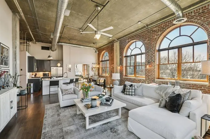 3235 Roswell Road Ne Unit 704, Atlanta, Georgia 30305