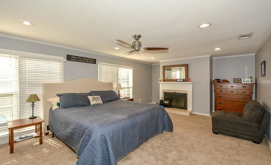 301 Brandywine Circle, Sandy Springs, Georgia 30350, 3 Bedrooms Bedrooms, ,2 BathroomsBathrooms,Residential,Sold,301 Brandywine Circle,6588571