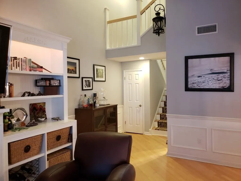 301 Brandywine Circle, Sandy Springs, Georgia 30350, 3 Bedrooms Bedrooms, ,2 BathroomsBathrooms,Residential,Sold,301 Brandywine Circle,6588571