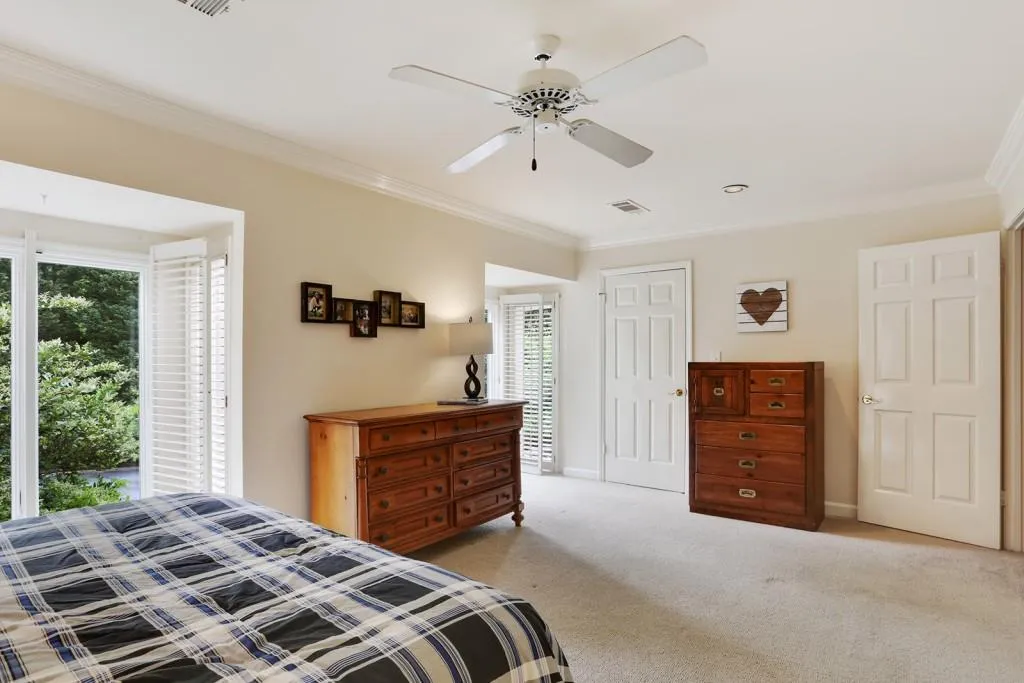 63 Willow Glen Ne, Sandy Springs, Georgia 30342, 3 Bedrooms Bedrooms, ,2 BathroomsBathrooms,Residential,Sold,63 Willow Glen Ne,6002454