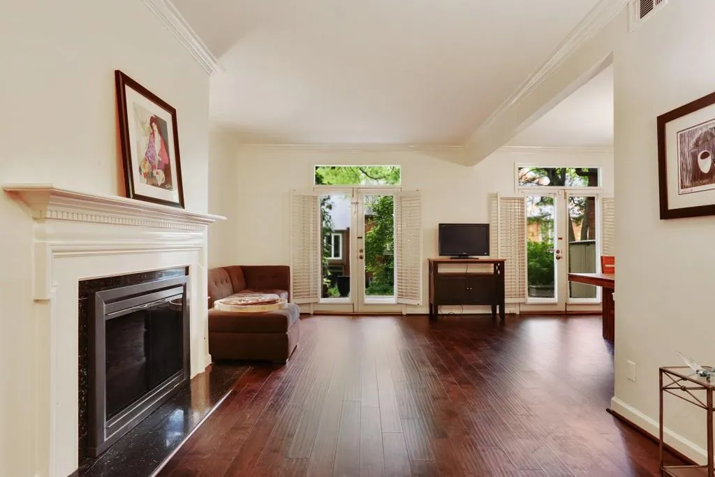63 Willow Glen Ne, Sandy Springs, Georgia 30342, 3 Bedrooms Bedrooms, ,2 BathroomsBathrooms,Residential,Sold,63 Willow Glen Ne,6002454