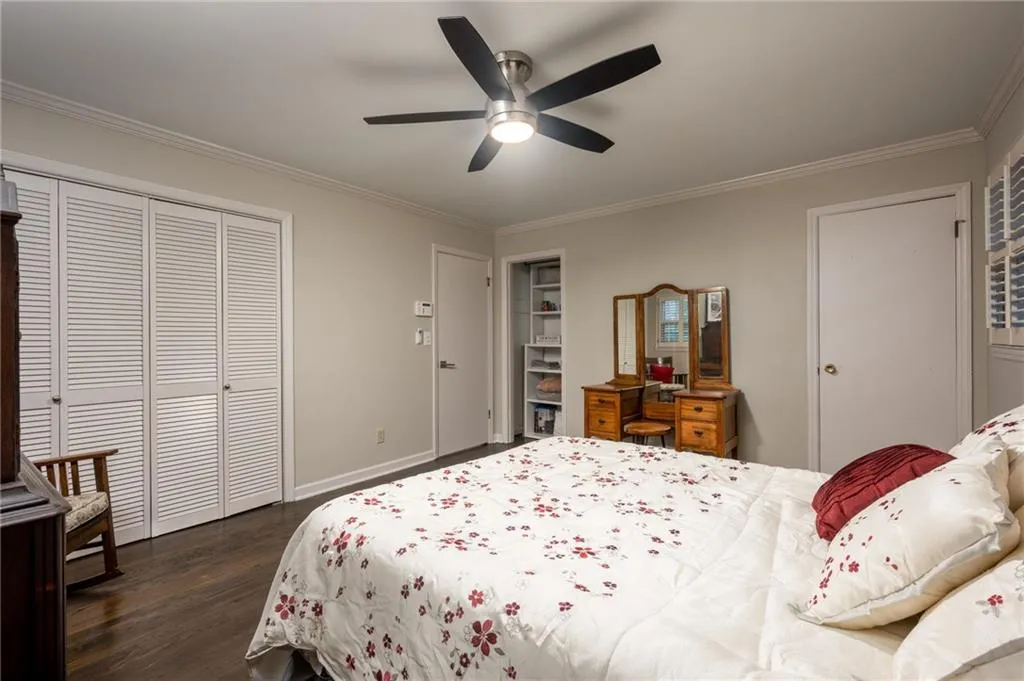 7135 Dunhill Terrace, Atlanta, Georgia 30328, 5 Bedrooms Bedrooms, ,3 BathroomsBathrooms,Residential,Sold,7135 Dunhill Terrace,6897787