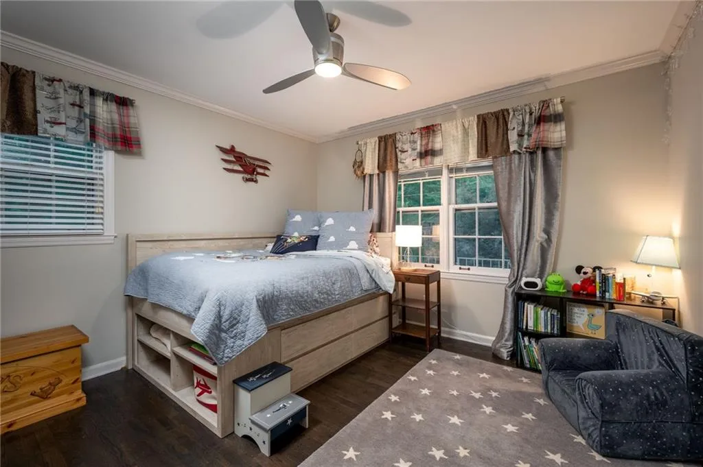 7135 Dunhill Terrace, Atlanta, Georgia 30328, 5 Bedrooms Bedrooms, ,3 BathroomsBathrooms,Residential,Sold,7135 Dunhill Terrace,6897787