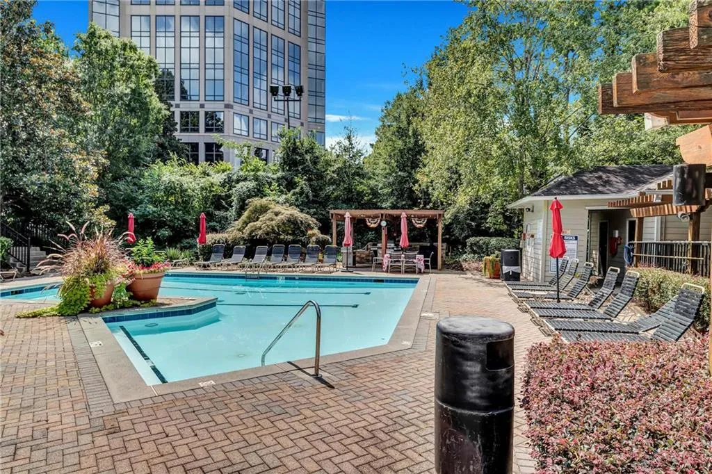 1250 Parkwood Circle Se Unit 1113, Atlanta, Georgia 30339, 1 Bedroom Bedrooms, ,1 BathroomBathrooms,Residential,For Sale,1250 Parkwood Circle Se Unit 1113,7645110