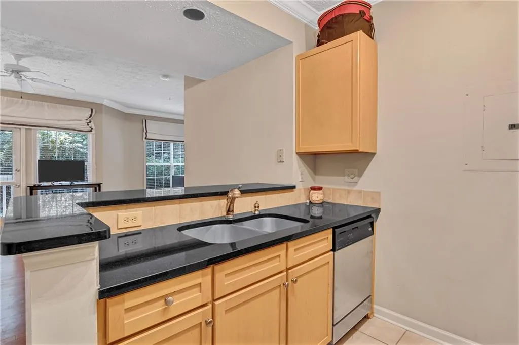 1250 Parkwood Circle Se Unit 1113, Atlanta, Georgia 30339, 1 Bedroom Bedrooms, ,1 BathroomBathrooms,Residential,For Sale,1250 Parkwood Circle Se Unit 1113,7645110