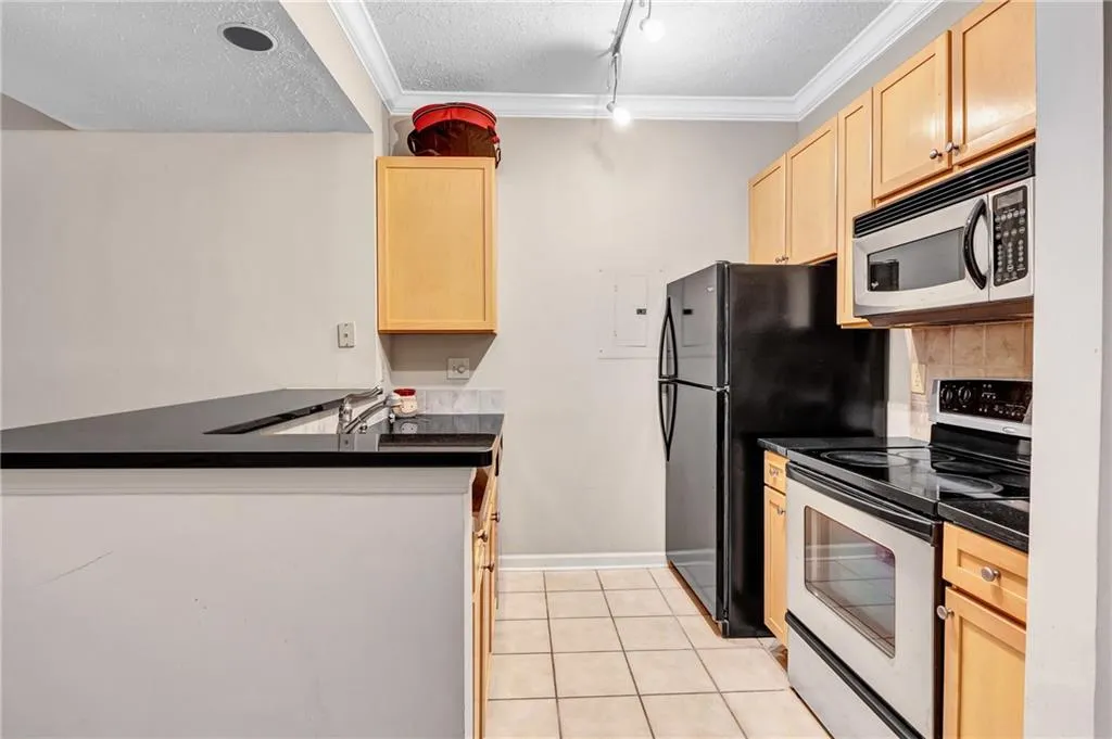 1250 Parkwood Circle Se Unit 1113, Atlanta, Georgia 30339, 1 Bedroom Bedrooms, ,1 BathroomBathrooms,Residential,For Sale,1250 Parkwood Circle Se Unit 1113,7645110