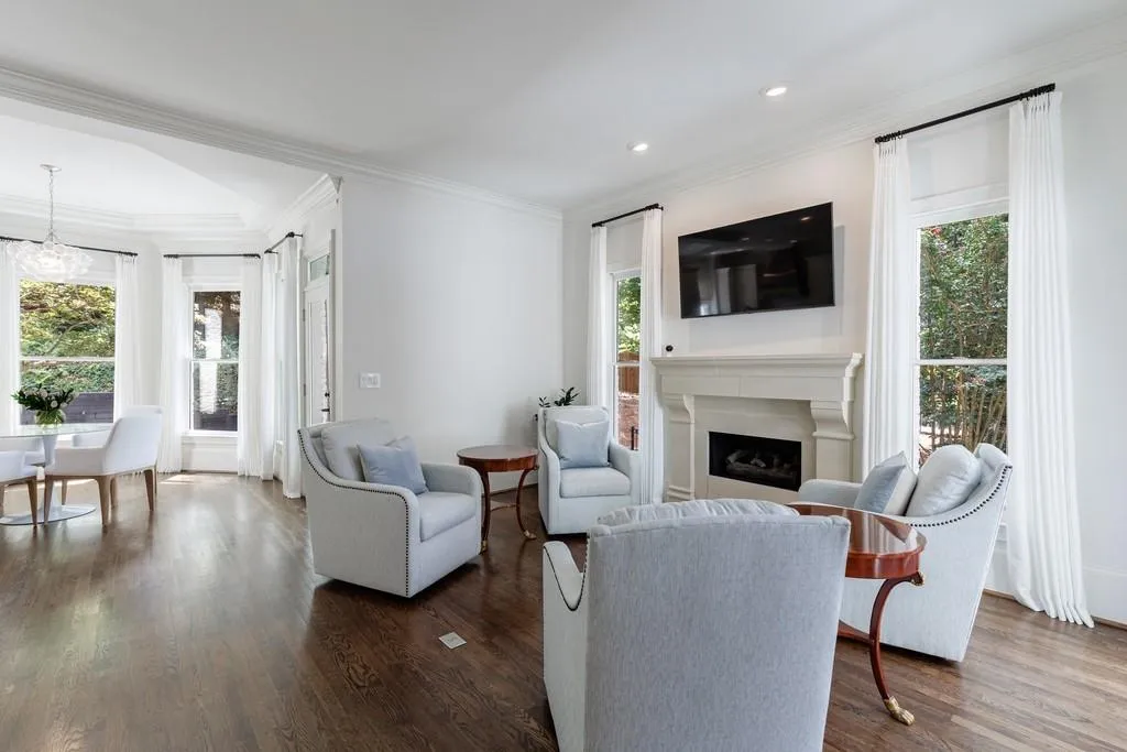 4526 Peachtree Dunwoody Road, Atlanta, Georgia 30342, 6 Bedrooms Bedrooms, ,6 BathroomsBathrooms,Residential,Sold,4526 Peachtree Dunwoody Road,7642008