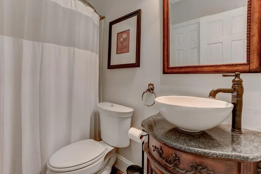 220 Wing Mill Road, Atlanta, Georgia 30350, 5 Bedrooms Bedrooms, ,5 BathroomsBathrooms,Residential,Sold,220 Wing Mill Road,6581108