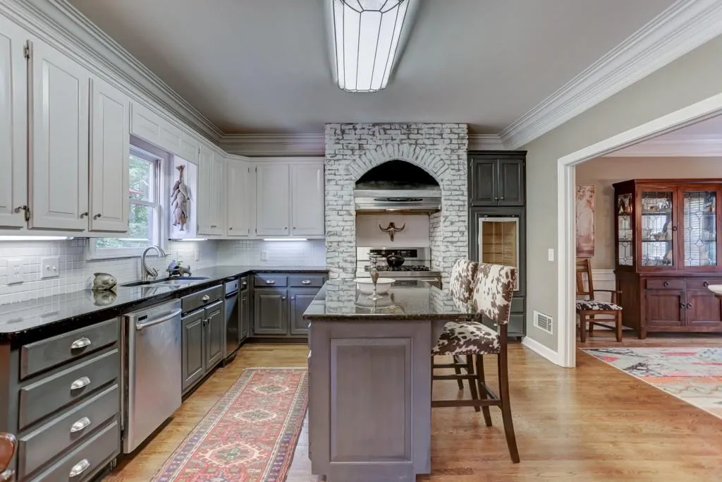 220 Wing Mill Road, Atlanta, Georgia 30350, 5 Bedrooms Bedrooms, ,5 BathroomsBathrooms,Residential,Sold,220 Wing Mill Road,6581108