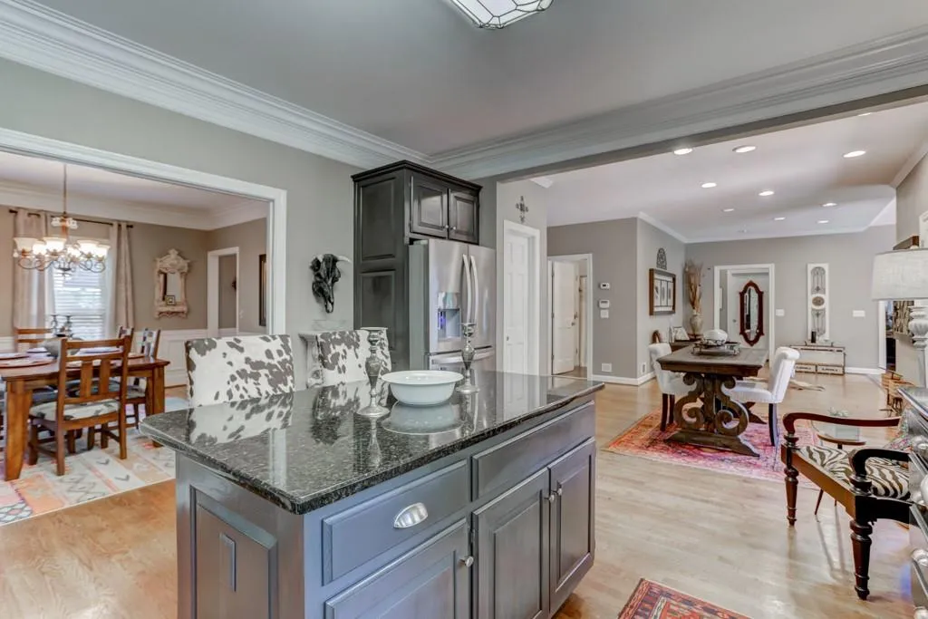220 Wing Mill Road, Atlanta, Georgia 30350, 5 Bedrooms Bedrooms, ,5 BathroomsBathrooms,Residential,Sold,220 Wing Mill Road,6581108
