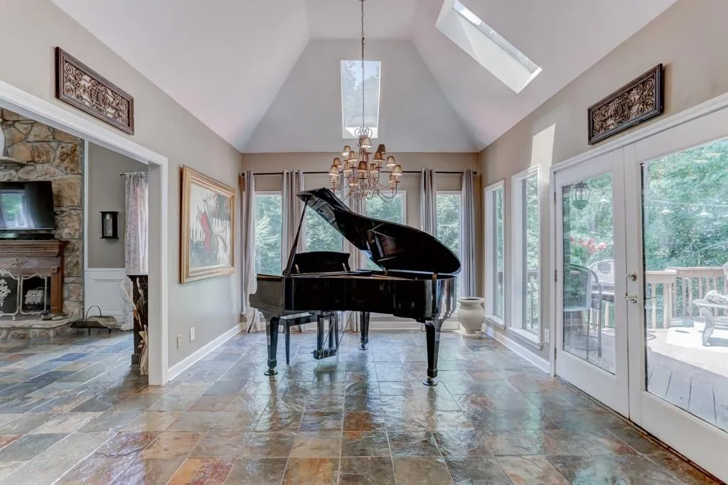 220 Wing Mill Road, Atlanta, Georgia 30350, 5 Bedrooms Bedrooms, ,5 BathroomsBathrooms,Residential,Sold,220 Wing Mill Road,6581108