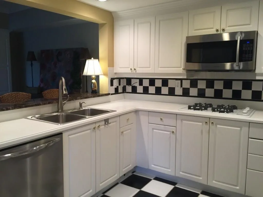 3636 Habersham Road Nw Unit 2306, Atlanta, Georgia 30305, 3 Bedrooms Bedrooms, ,2 BathroomsBathrooms,Residential,Sold,3636 Habersham Road Nw Unit 2306,5719157