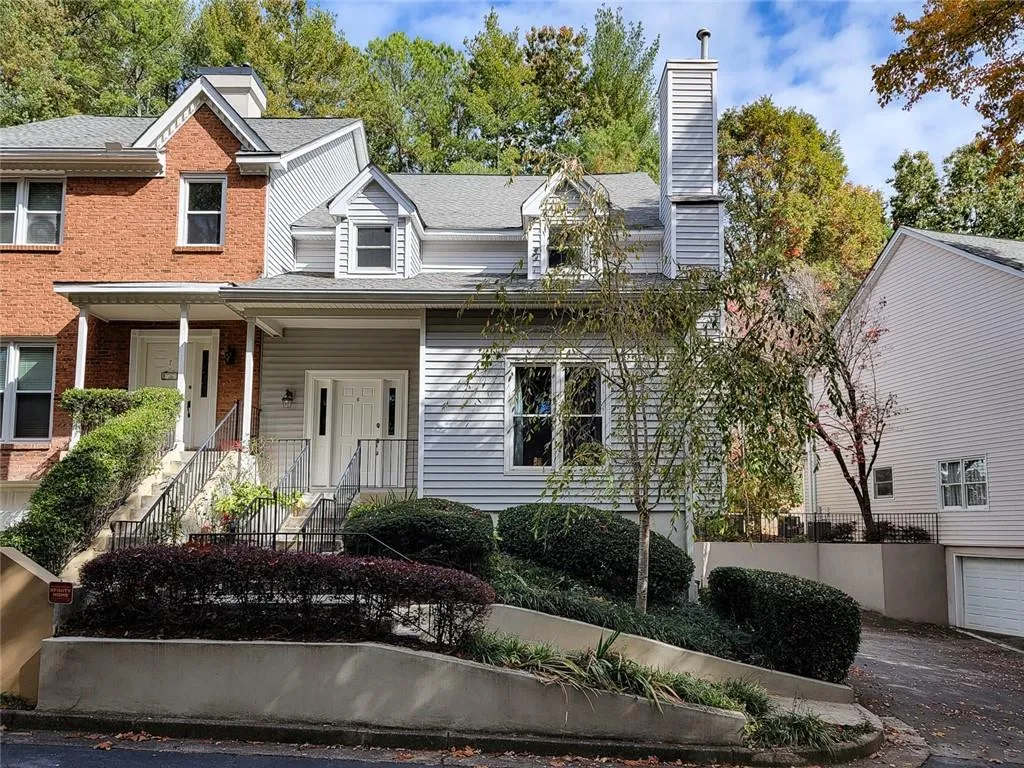 6 Forest Ridge Court, Sandy Springs, Georgia 30350, 3 Bedrooms Bedrooms, ,3 BathroomsBathrooms,Residential,Sold,6 Forest Ridge Court,7136726